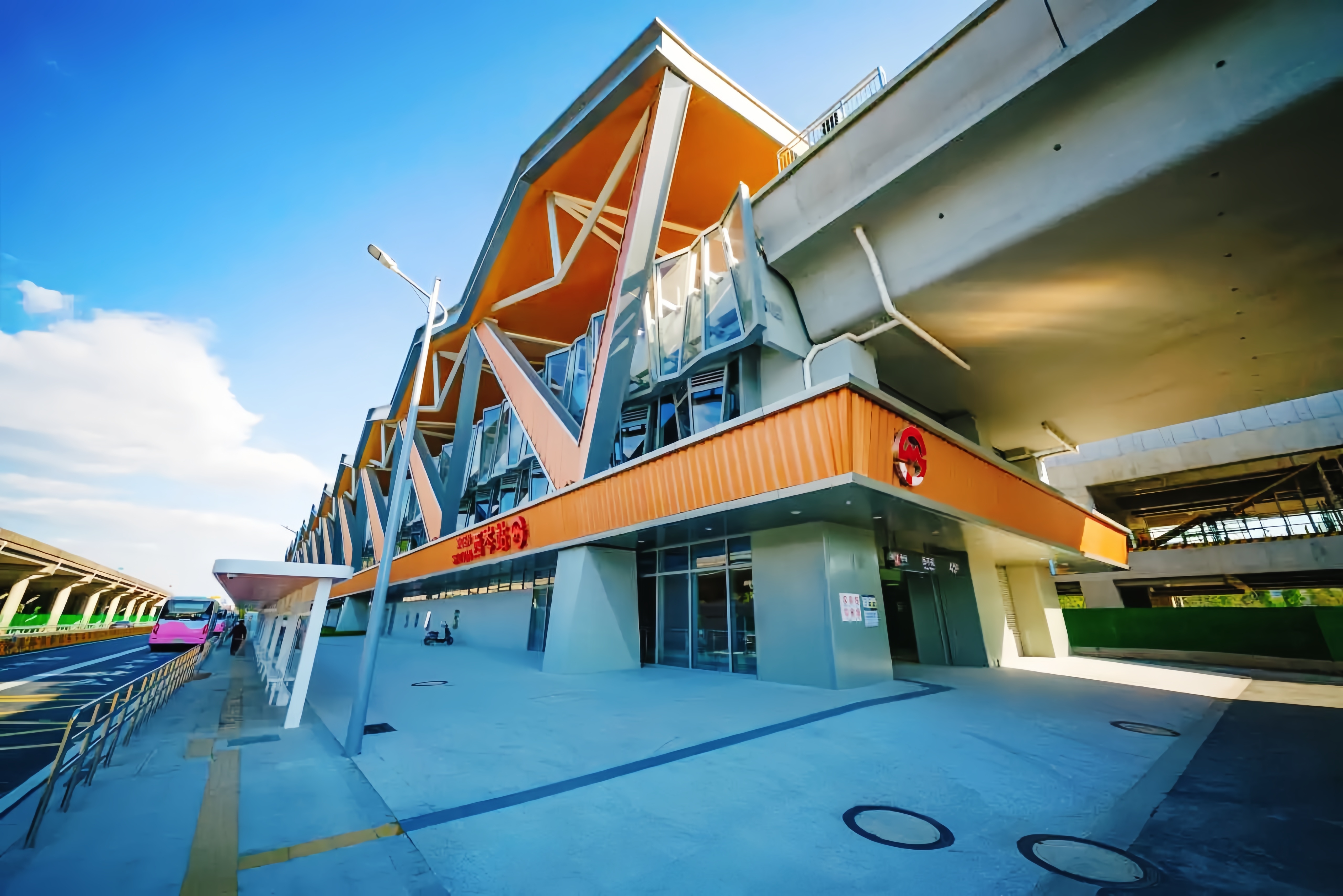 ��Ŀ��Ѷ���Ϻ�����17��������������ʽ��ͨ��Ӫ��